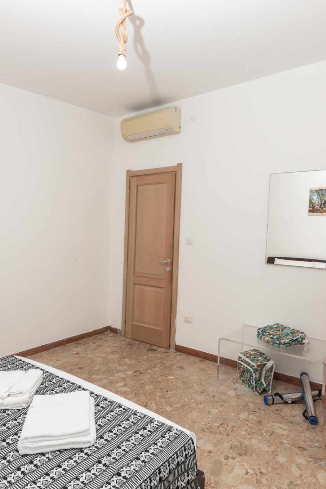 Domo Angioy Appartement Porto Torres Buitenkant foto